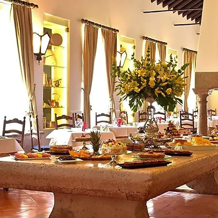 Pousada Queluz Hotel