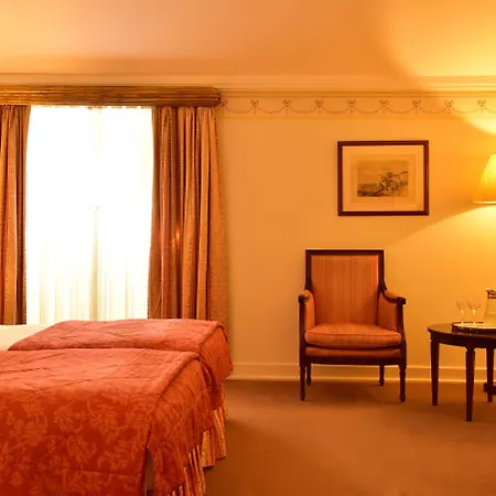 Pousada Queluz Hotel 4*