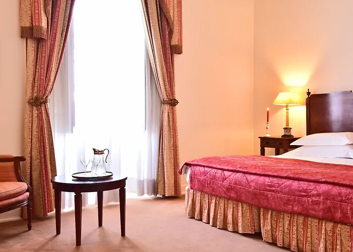 Palacio De Hotel Queluz