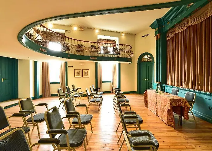 Palacio De Hotel Queluz